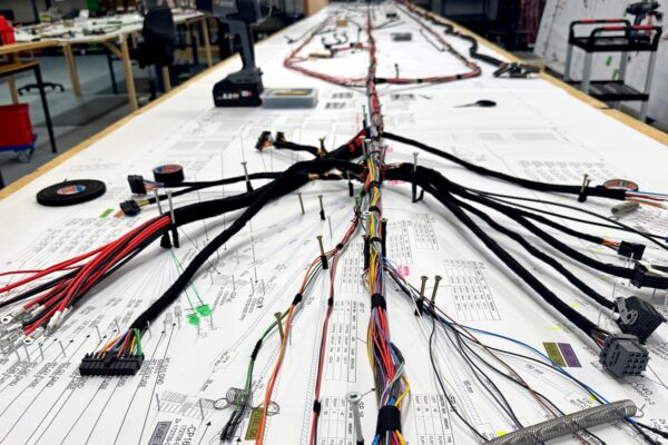 Cabling on table